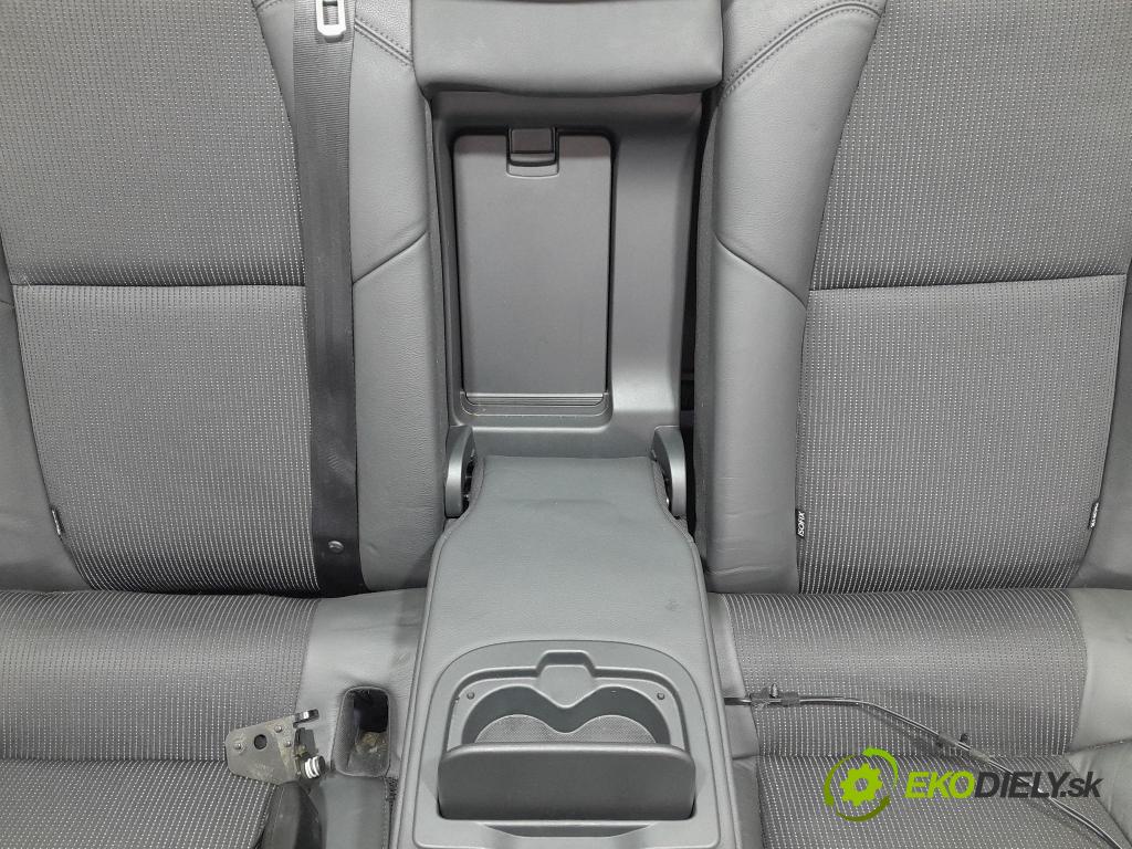 Peugeot 508 2011 sedačke: Set.:
