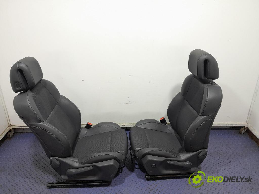 Peugeot 508 2011 sedačke: Set.: