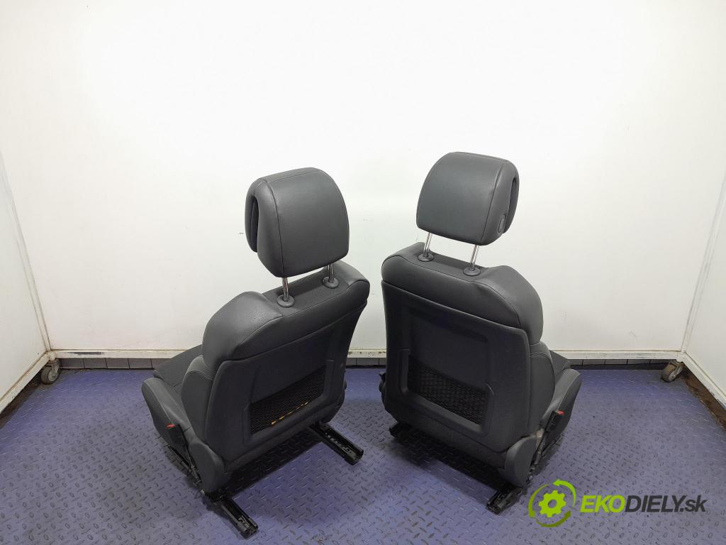 Peugeot 508 2011 sedačke: Set.:
