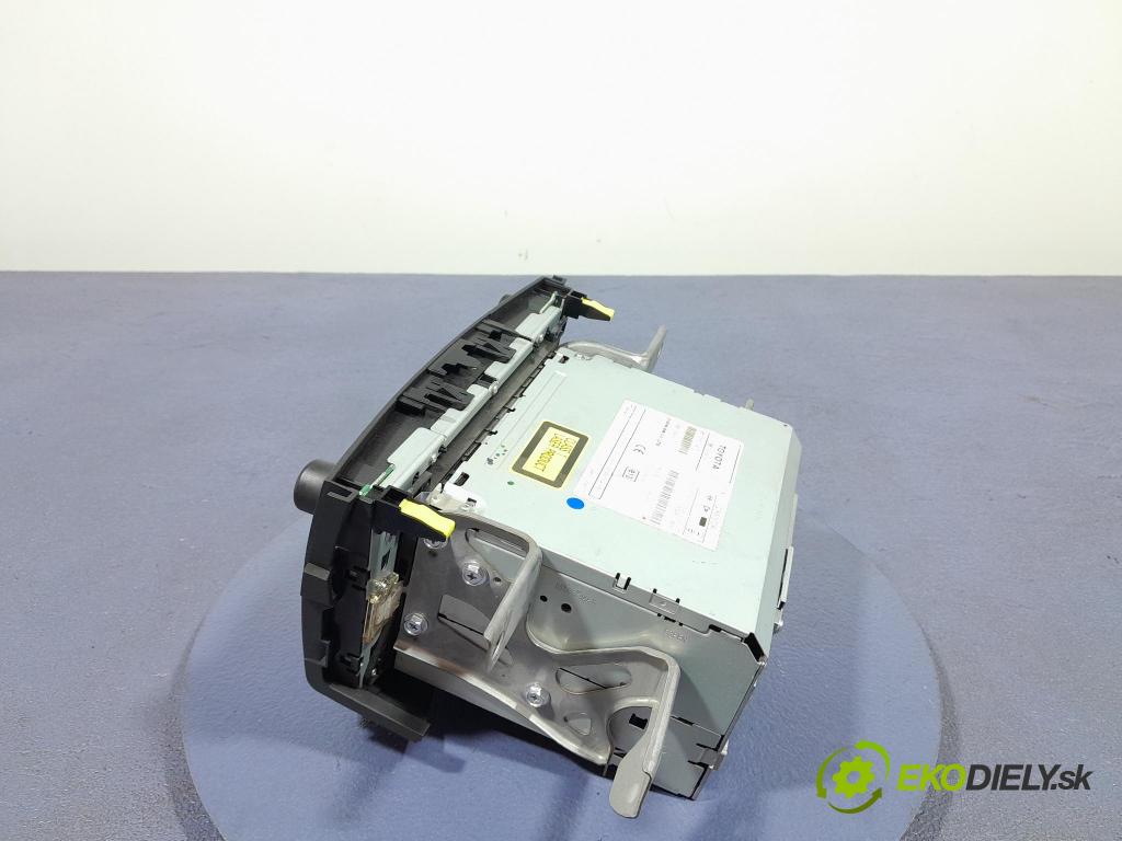 Toyota Rav4 2007 Radio I Navigácia: 86120-42240