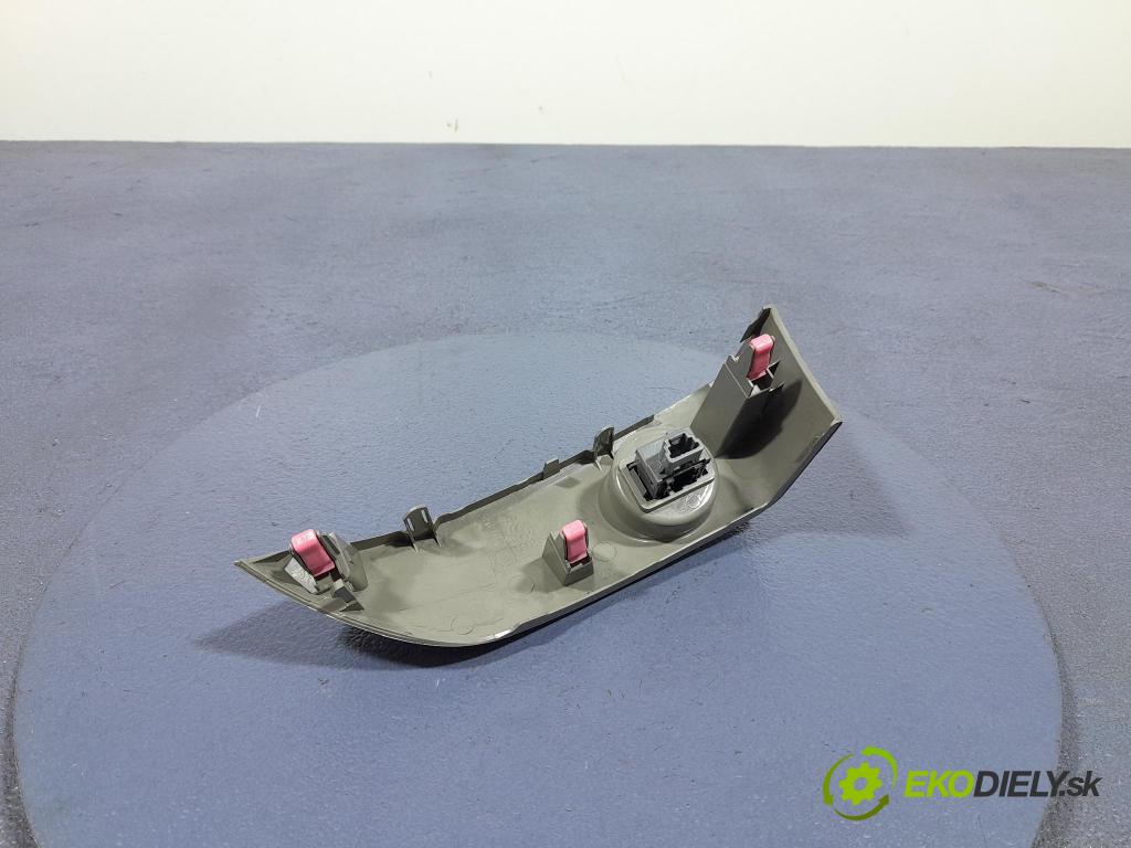 Toyota Rav4 2007 kryt Plast: Interiéry: 55412-42060
