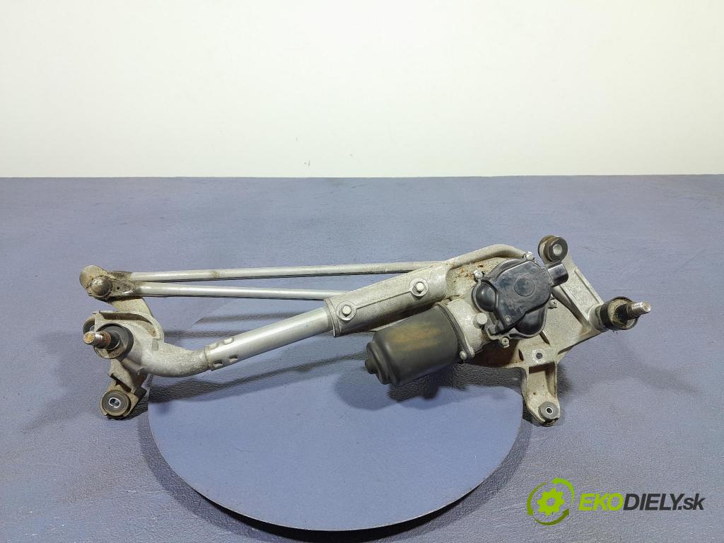 Honda Accord 2015 mechanismus motorek Stěrače: před 
