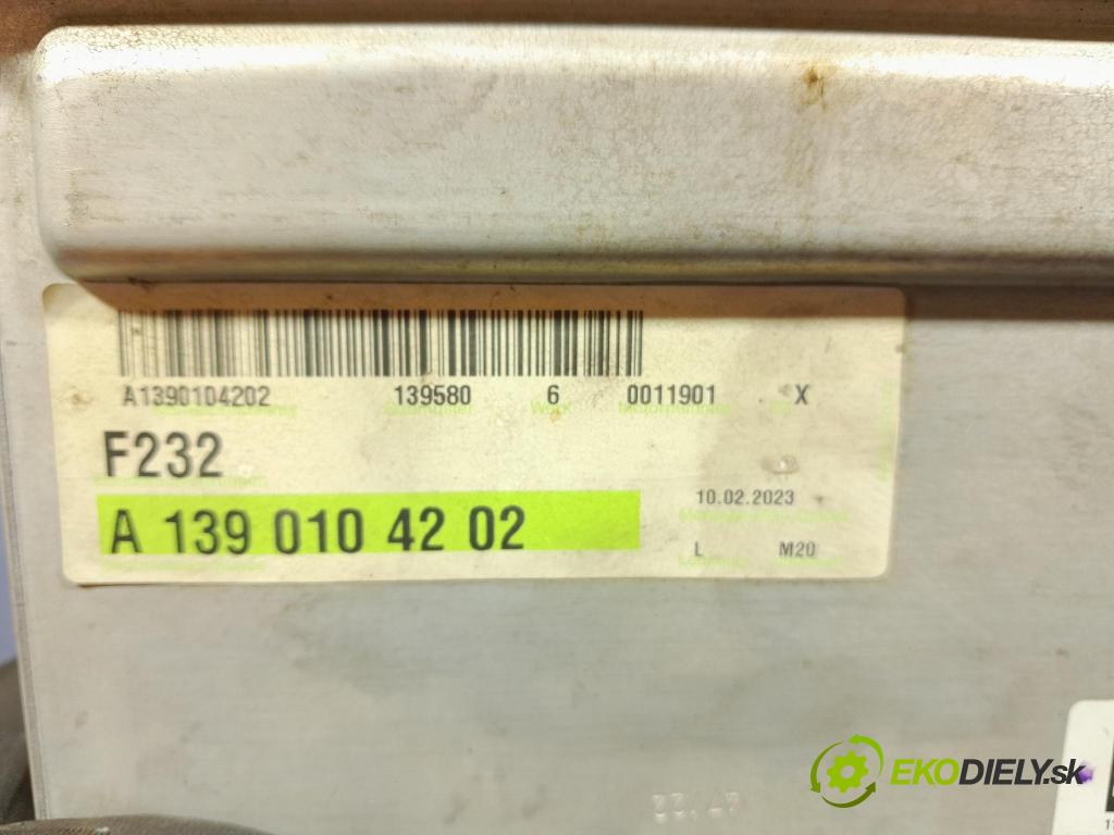 Mercedes Sl-klasa 2023 chladič Vzduch: A1390906500