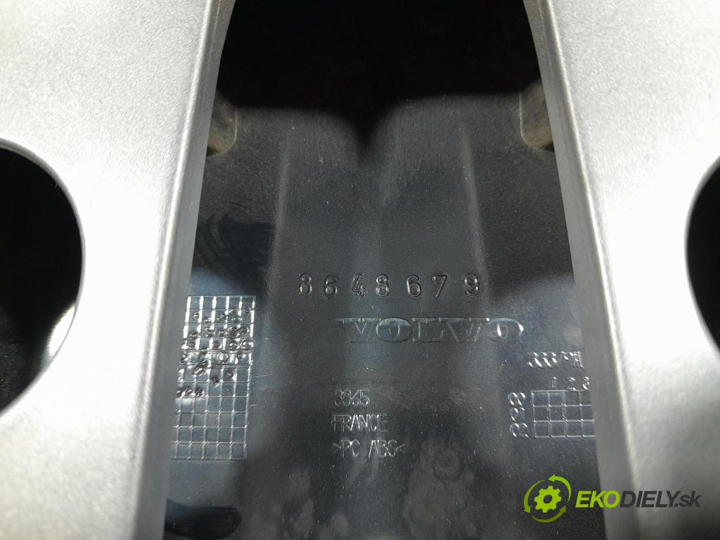 Volvo V50 2008 kryt Plast: Interiéry: 8648679