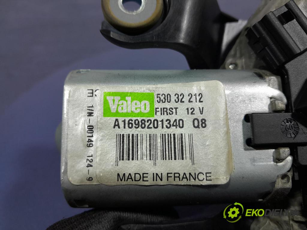 Mercedes A-klasa 2009 motorek Stěrače: Zad: A1698201340