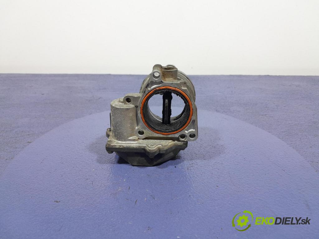 Vw Passat 2006 klapka 03G128063A