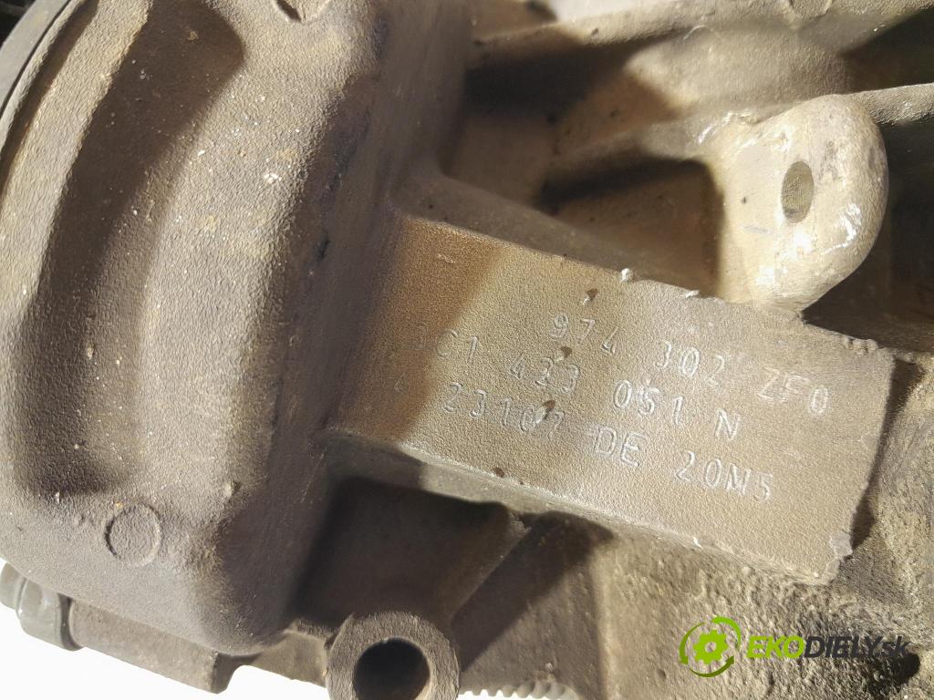 Vw Passat 2006 Ozubené kolo: volant 3C1423051N