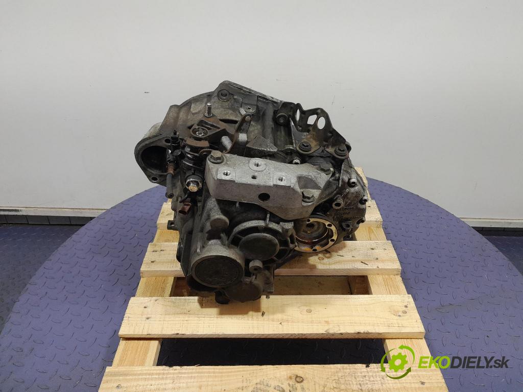 Vw Passat 2006 prevodovka Manualna HDV