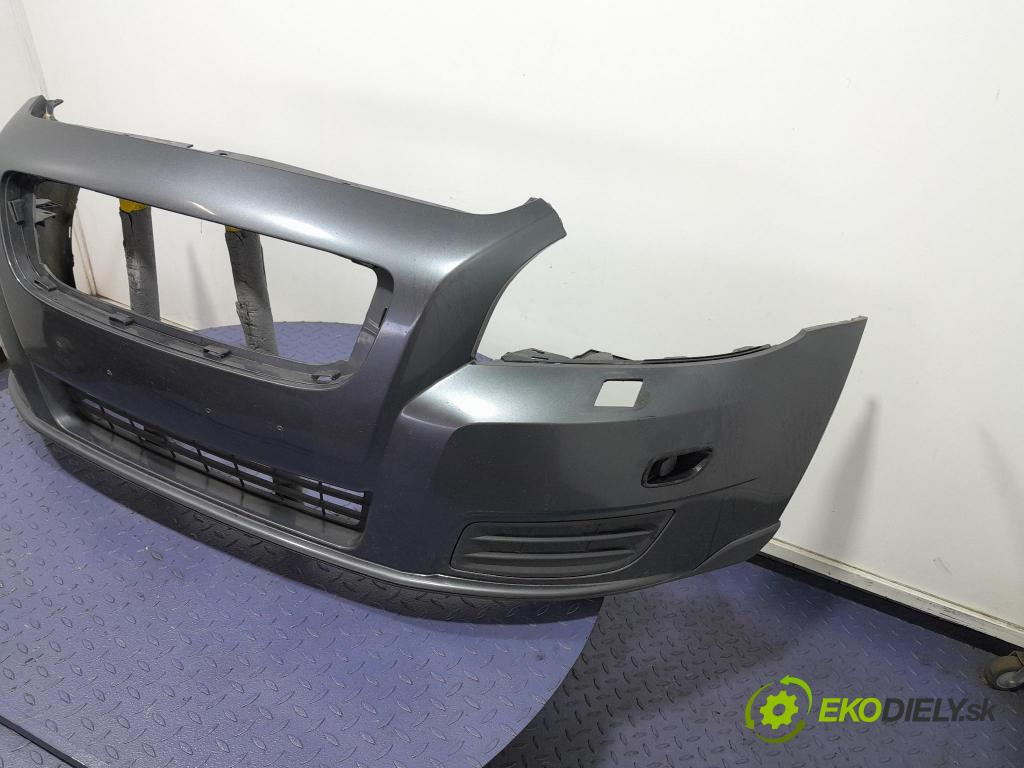 Volvo V50 2008 nárazník před 