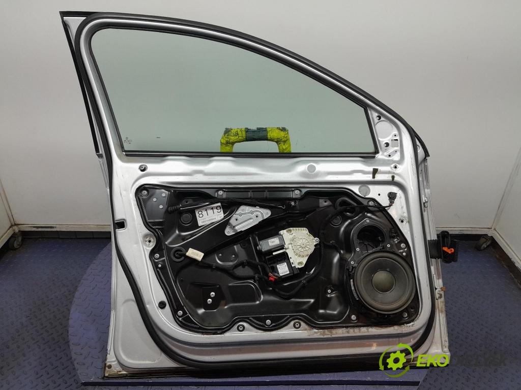 Vw Passat 2006 dveře před Vlevo, odjet: 