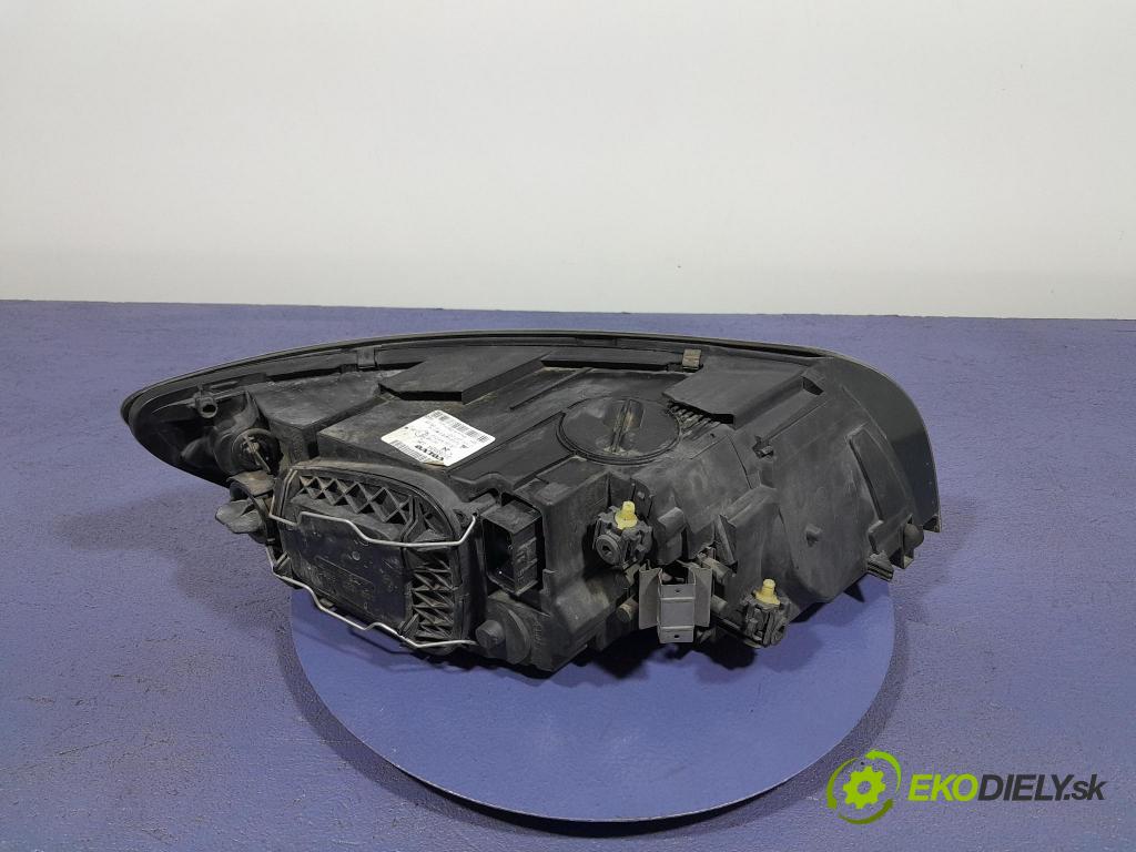 Volvo V50 2008 Reflektor: Vľavo: 31265694