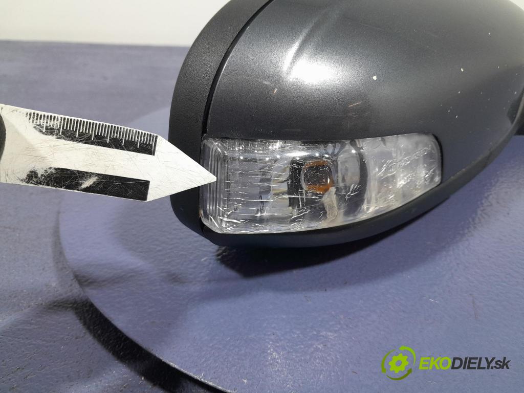 Volvo V50 2008 zrkadlo pravé 31278717