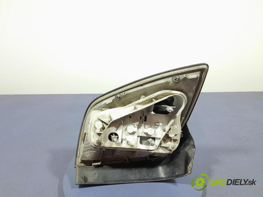 Opel Astra 2006 svetlo / reflektor zad Prava: Vonkajsia: 13223674
