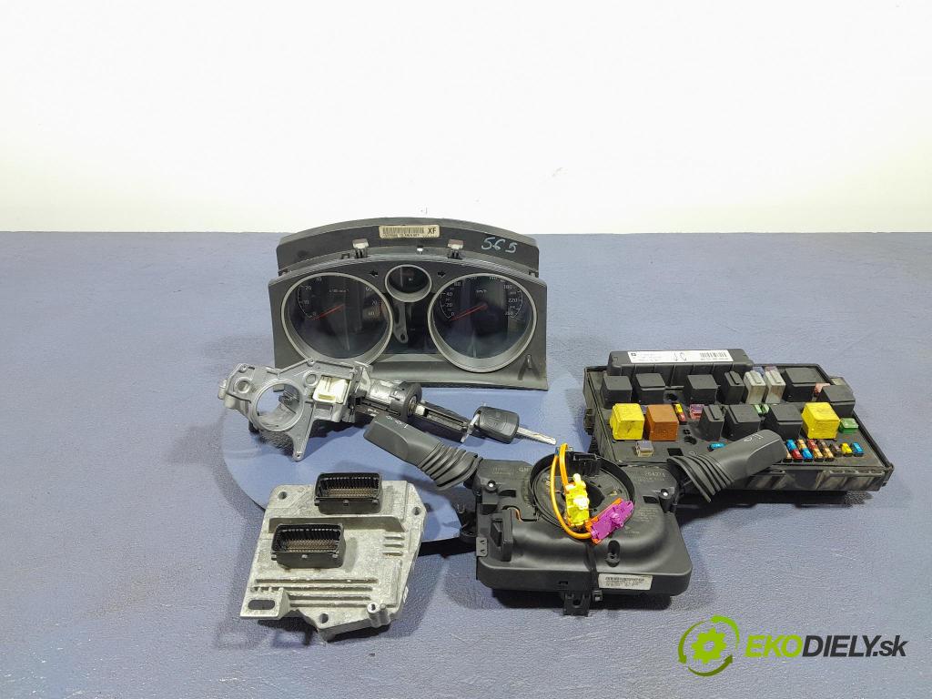 Opel Astra 2006 riadiaca jednotka Motor: 55561172