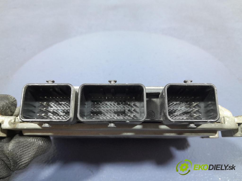 Renault Modus 2006 riadiaca jednotka Motor: 8200414422