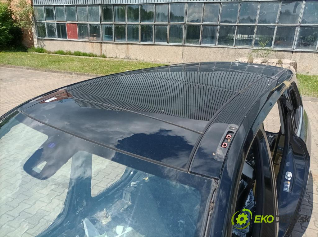 Mercedes GL 2014 strecha