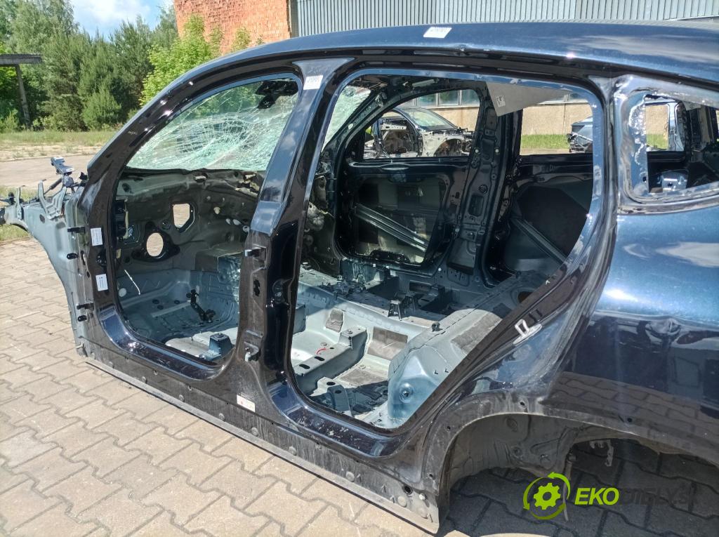 Bmw X4 0 práh Levý: 