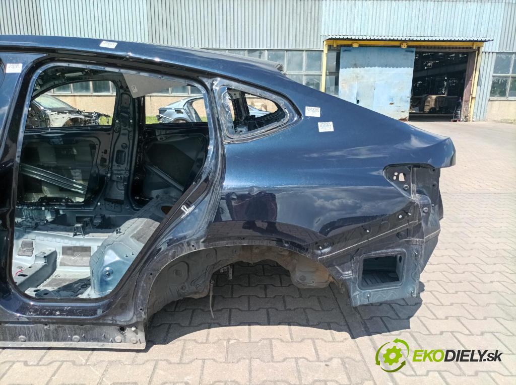 Bmw X4 0 blatník zad Vľavo: