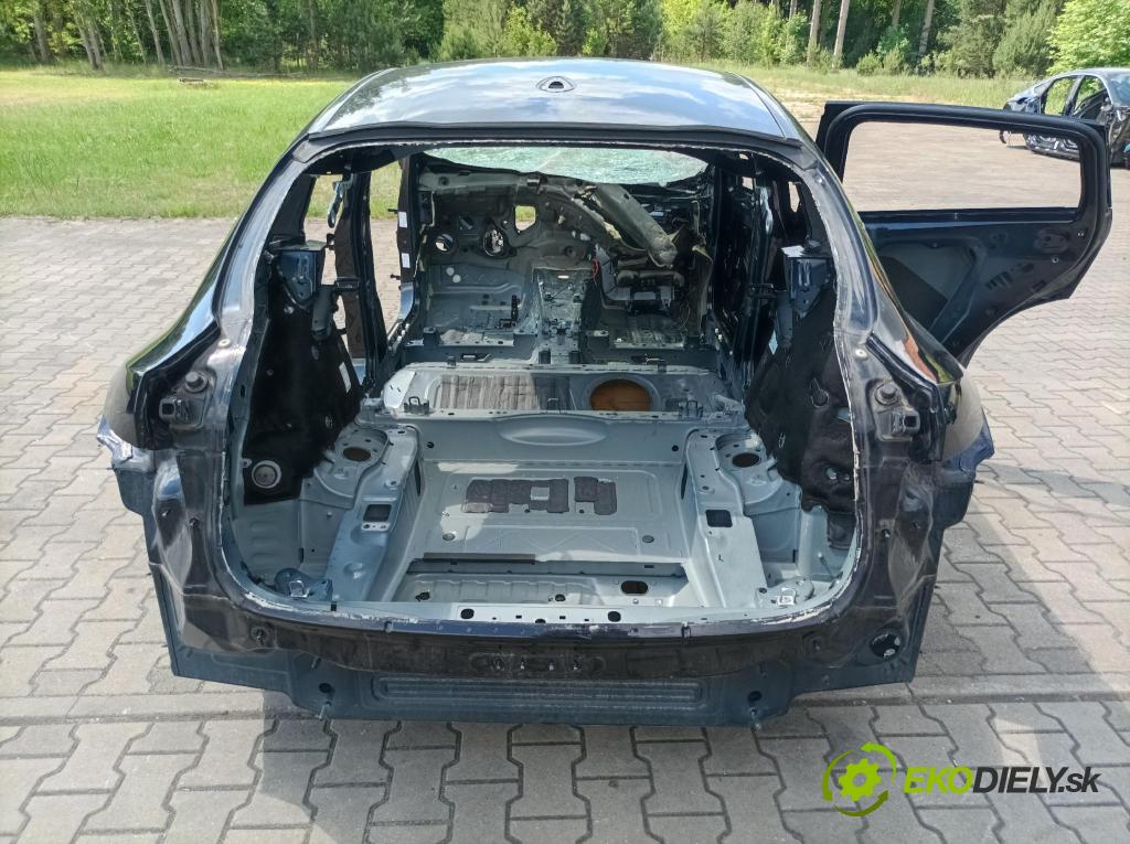 Bmw X4 0 blatník zad v pravo: