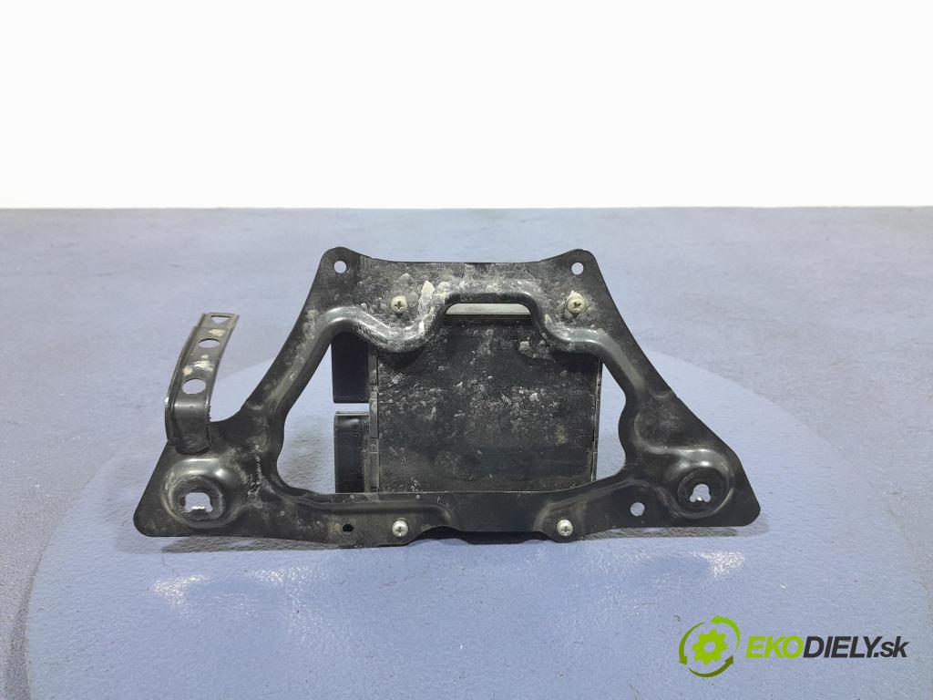Toyota Rav4 2007 riadiaca jednotka 89871-71010