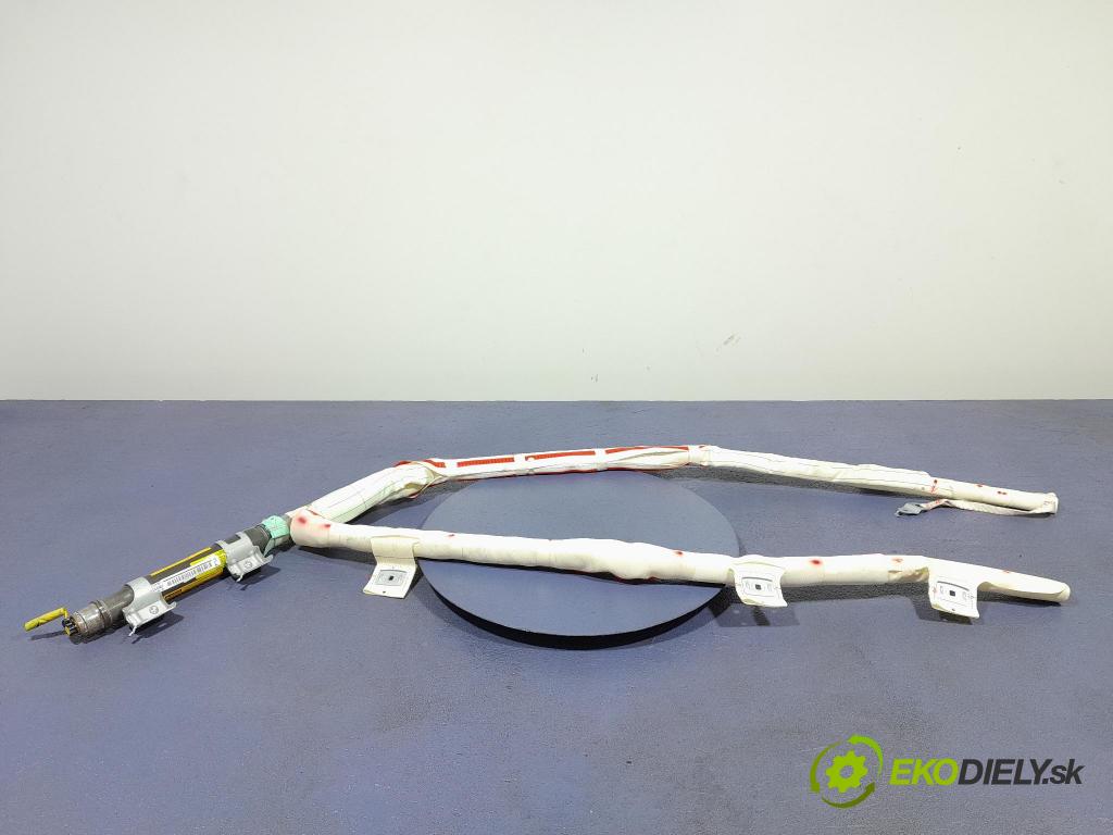 Toyota Rav4 2007 Airbag: Záclona: x