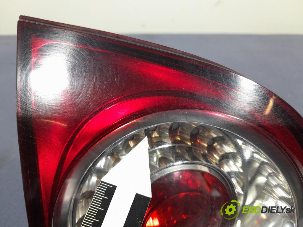 Vw Golf 2005 svetlo / reflektor zad ľavá Vnútri: 5M0945093J