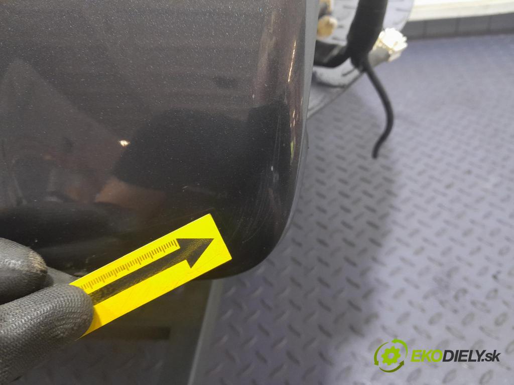 Toyota Rav4 2007 zadna dveře kufra: kufra:
