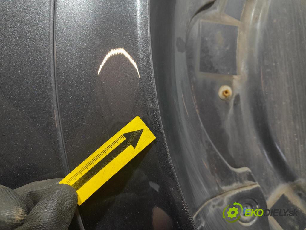 Toyota Rav4 2007 zadna dveře kufra: kufra: