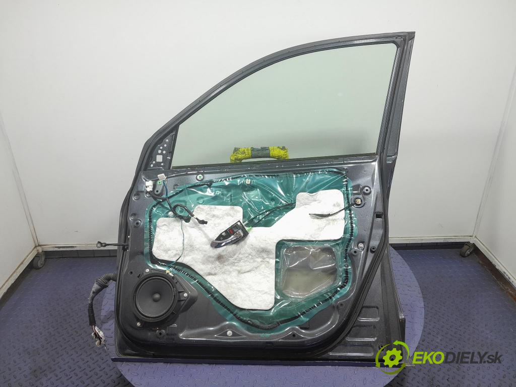 Toyota Rav4 2007 dveře před prave 