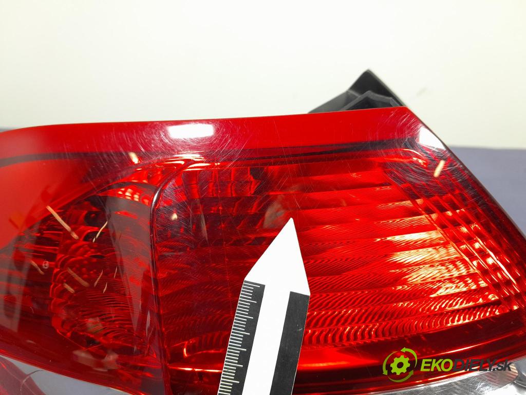 Citroen C4 2012 svetlo / reflektor zad ľavá Vonkajsia: 9687312180