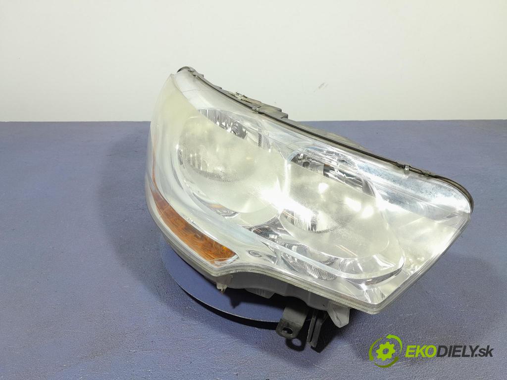 Citroen C4 2012 Reflektor: v pravo: 9687304480