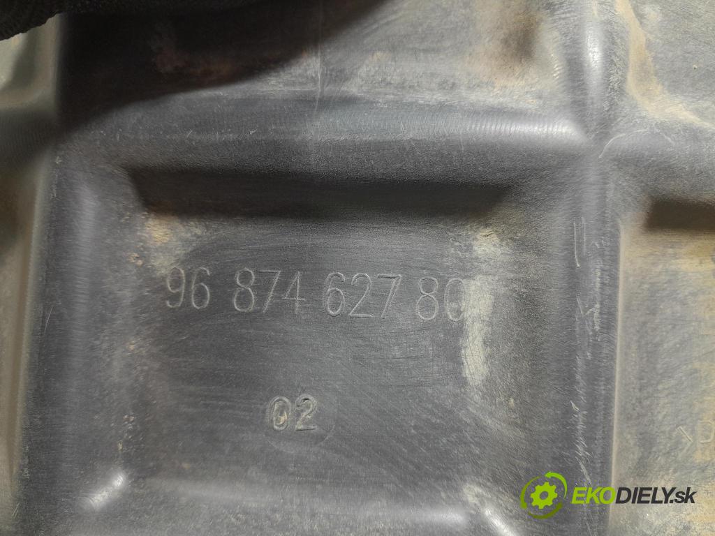 Citroen C4 2012 Blatník: plastický: zad 9687462780