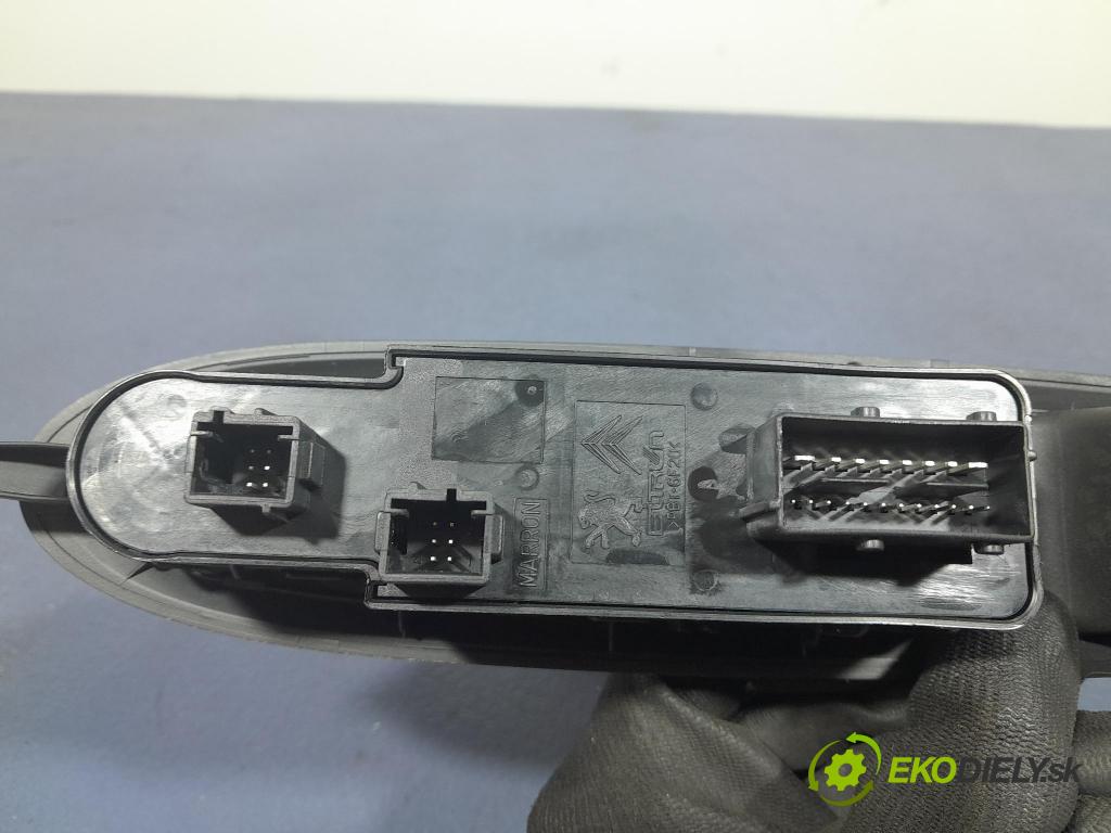 Citroen C4 2012 prepínač Okná: 96657050ZD