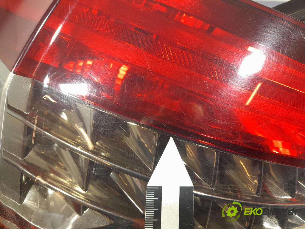 Citroen C5 2015 svetlo / reflektor zad ľavá Vonkajsia: 9675061580