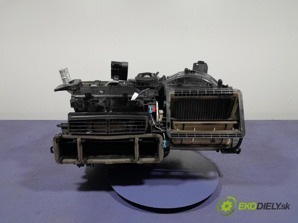 Toyota Auris 2017 radiator MF443230