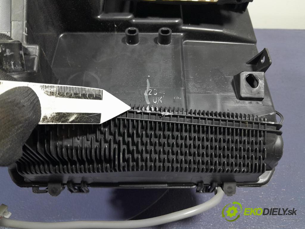 Toyota Auris 2017 radiator MF443230