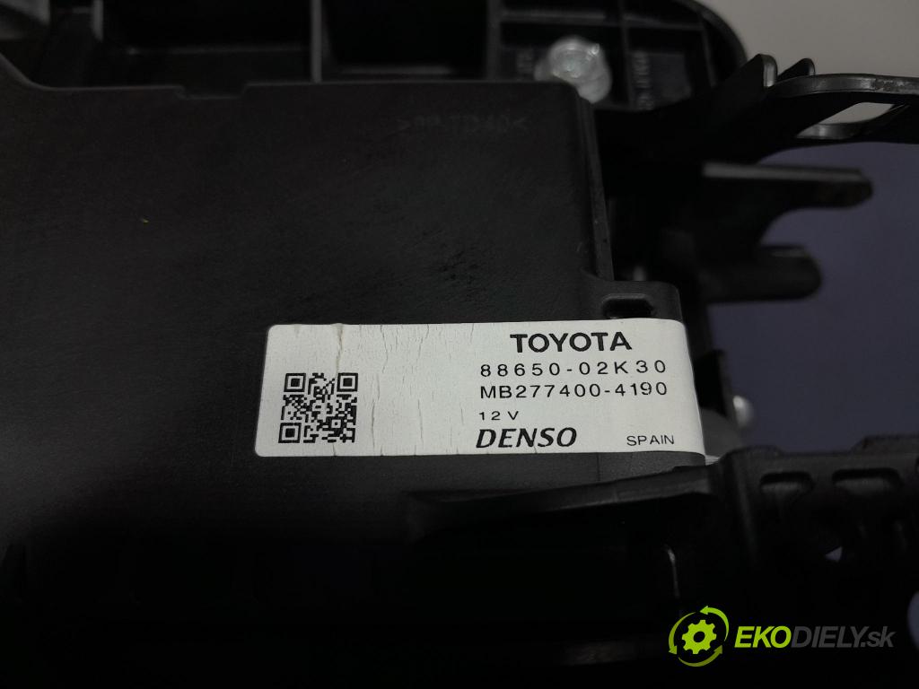 Toyota Auris 2017 radiator MF443230