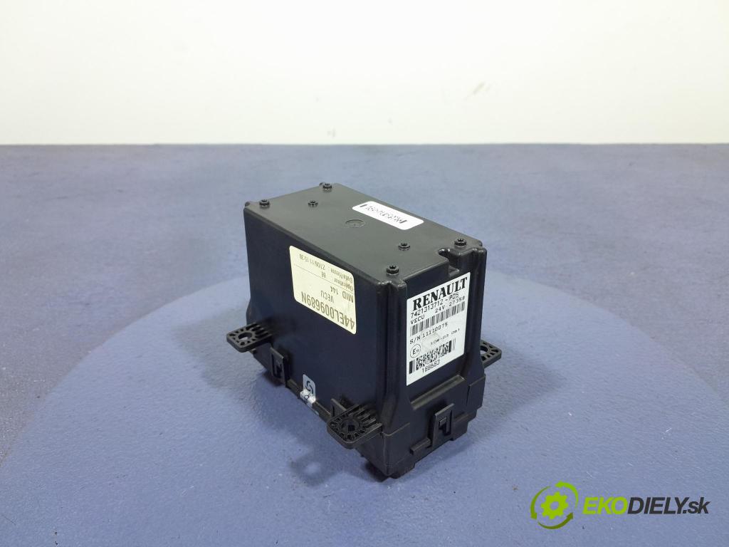 Renault Midlum 2011 riadiaca jednotka 7421313712