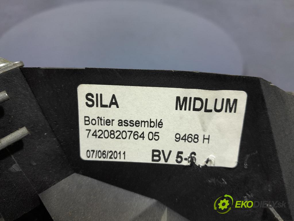 Renault Midlum 2011 kulisa Změny Ozubené kola: 7420820764