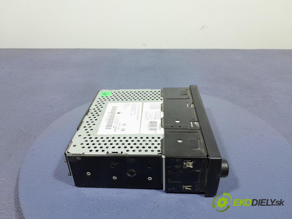 Renault Midlum 2011 Radio I Navigácia: 7421470353