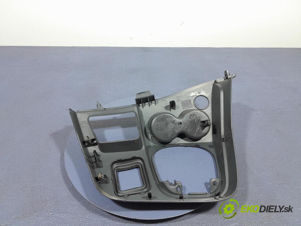 Renault Midlum 2011 kryt Plast: Interiéry: 7482187485