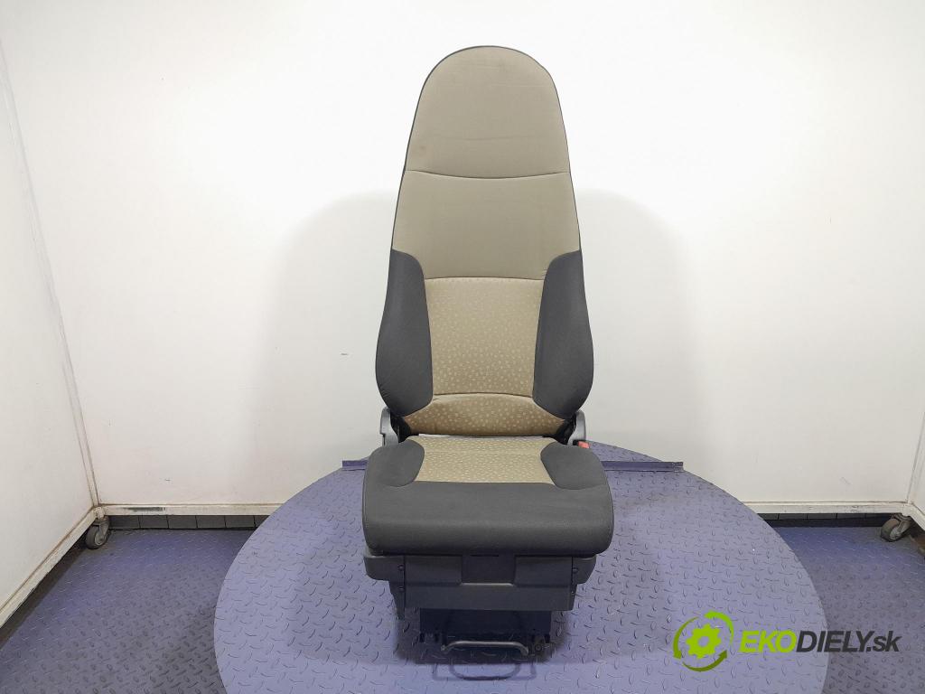 Renault Midlum 2011 Sedačka spolujazdca