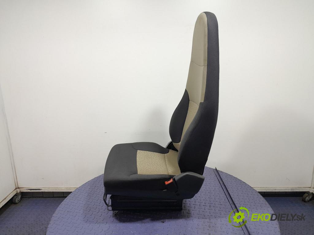 Renault Midlum 2011 Sedačka spolujazdca
