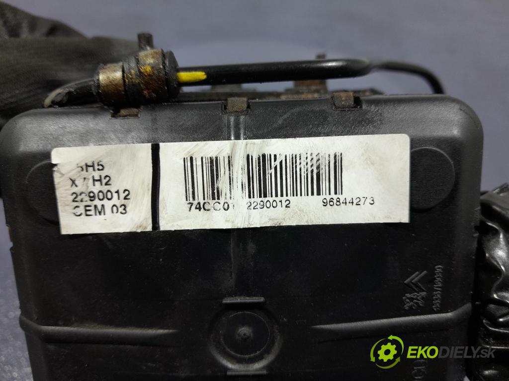 Citroen C5 2015 čerpadlo Hydraulicky: 9654068680