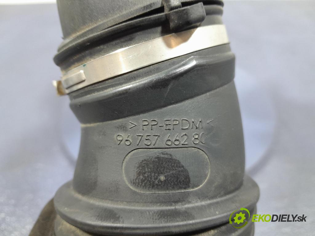 Citroen C5 2015 rúrka Vzduch: 9675766280