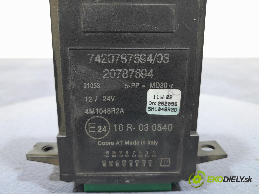 Renault Midlum 2011 riadiaca jednotka 7420787694