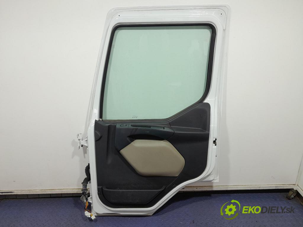 Renault Midlum 2011 dvere Predné pravé 
