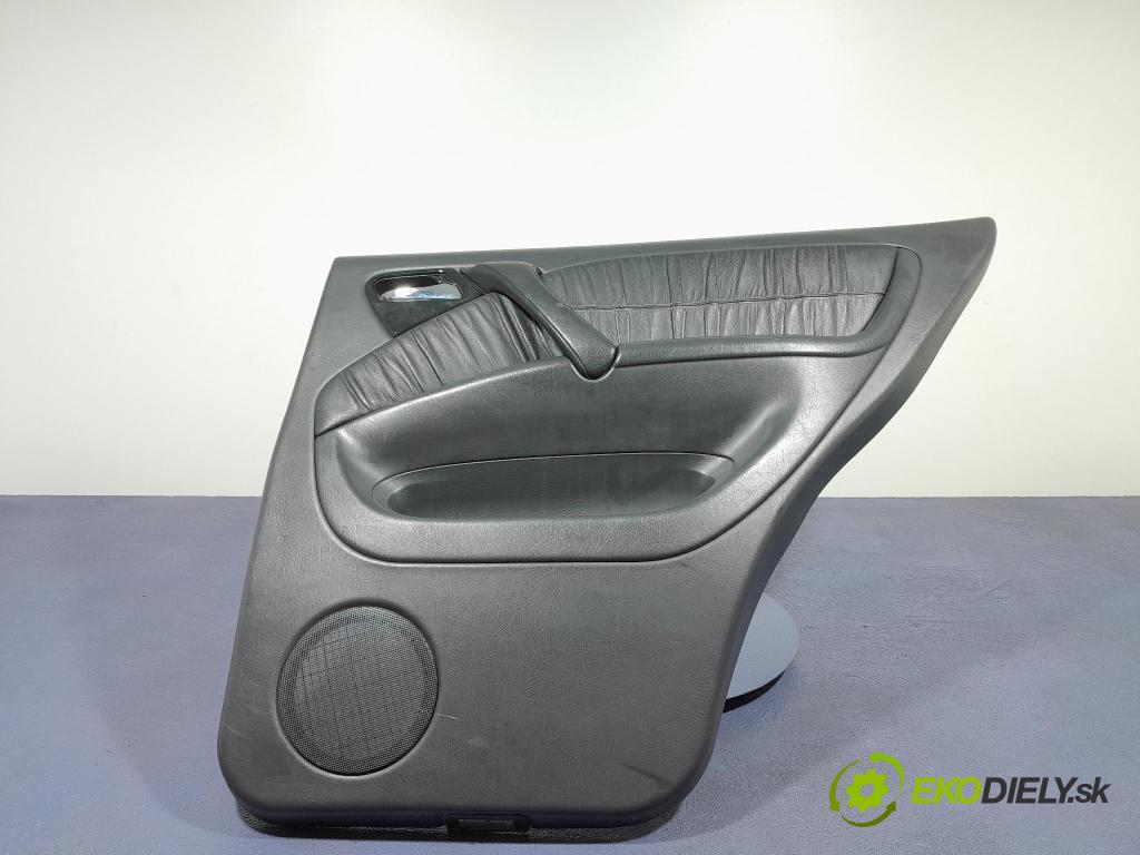Mercedes ML-Klasa 2003 Čalounictví: dvere zad Prava: