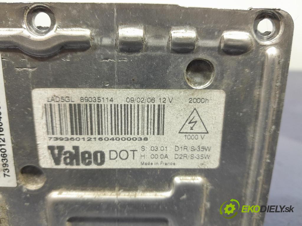 Citroen C4 2006 měnič 89035114