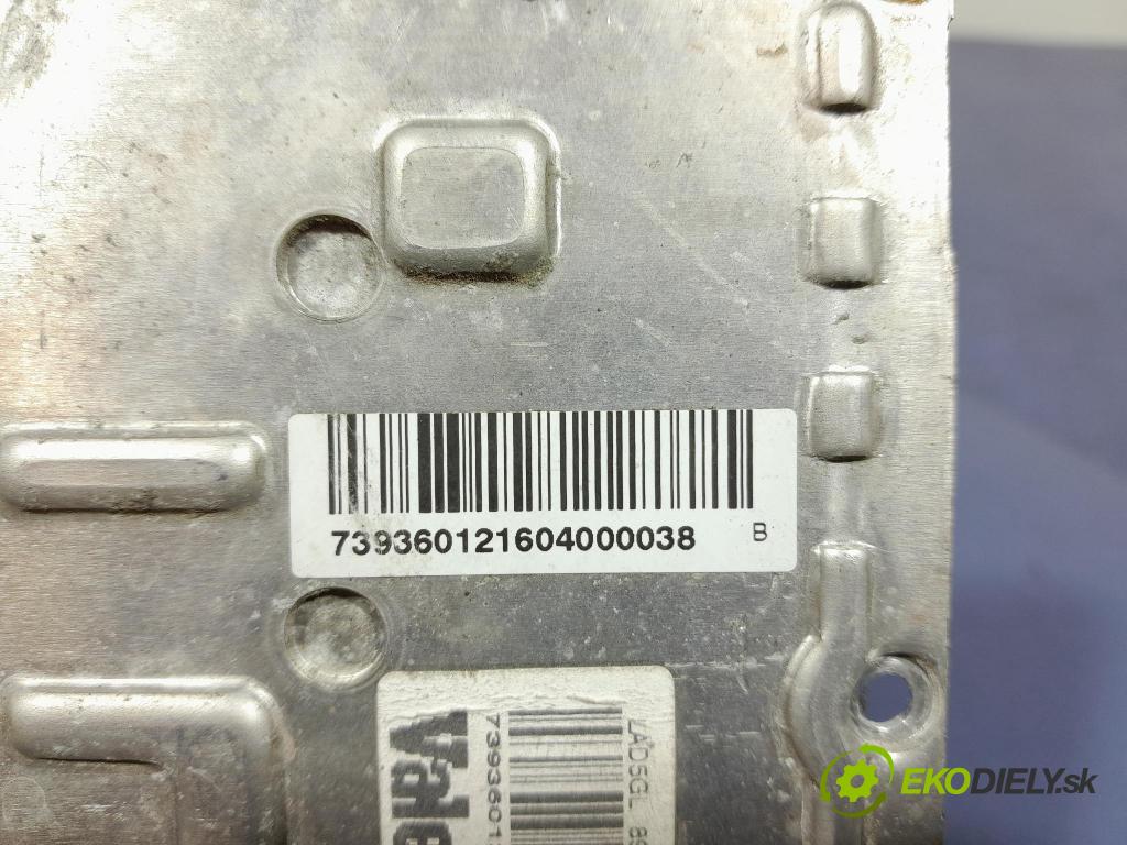 Citroen C4 2006 měnič 89035114